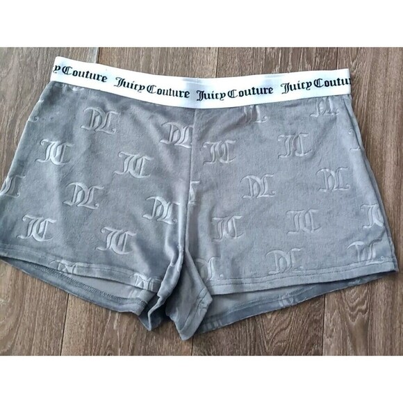 Juicy Couture Velour Shorts Size  Large Gray Stretch All Over Logo Lounge - Picture 1 of 4